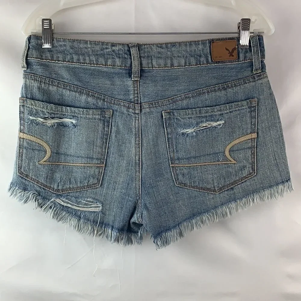 American Eagle high rise shortie denim shorts size 4